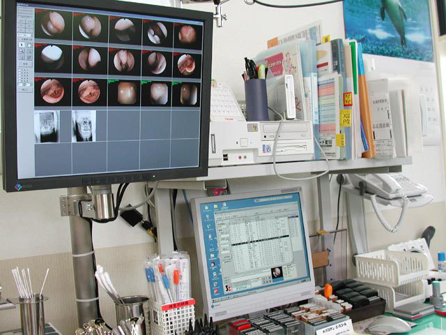 診察用モニター